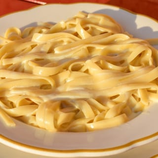 Fettuccine Alfredo