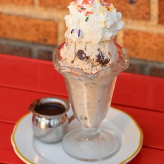 Hot Fudge Sundae